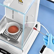 接触式通风屏蔽操作的Cubis II实验室天平