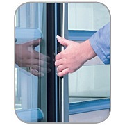 符合人体工程学，手柄符合ADA标准