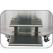 IC生物医药TW实验室低温贮藏系统的防滑步锁特性