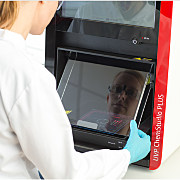 由Analytik Jena提供的UVP ChemStudio成像系统紫外线防护屏