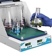 Incu-Shaker Mini与魔术夹平台