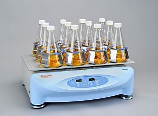 Thermo Scientific公司的MaxQ™3000台式激振器