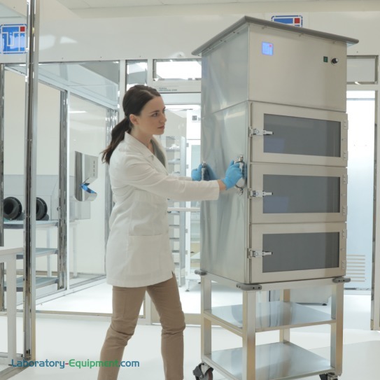 Portable stainless steel cleanroom storage cabinet with laminar air flow