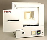 林德伯格/蓝色M™ 1700°C箱式炉，由赛默飞世尔科技公司进行整体控制