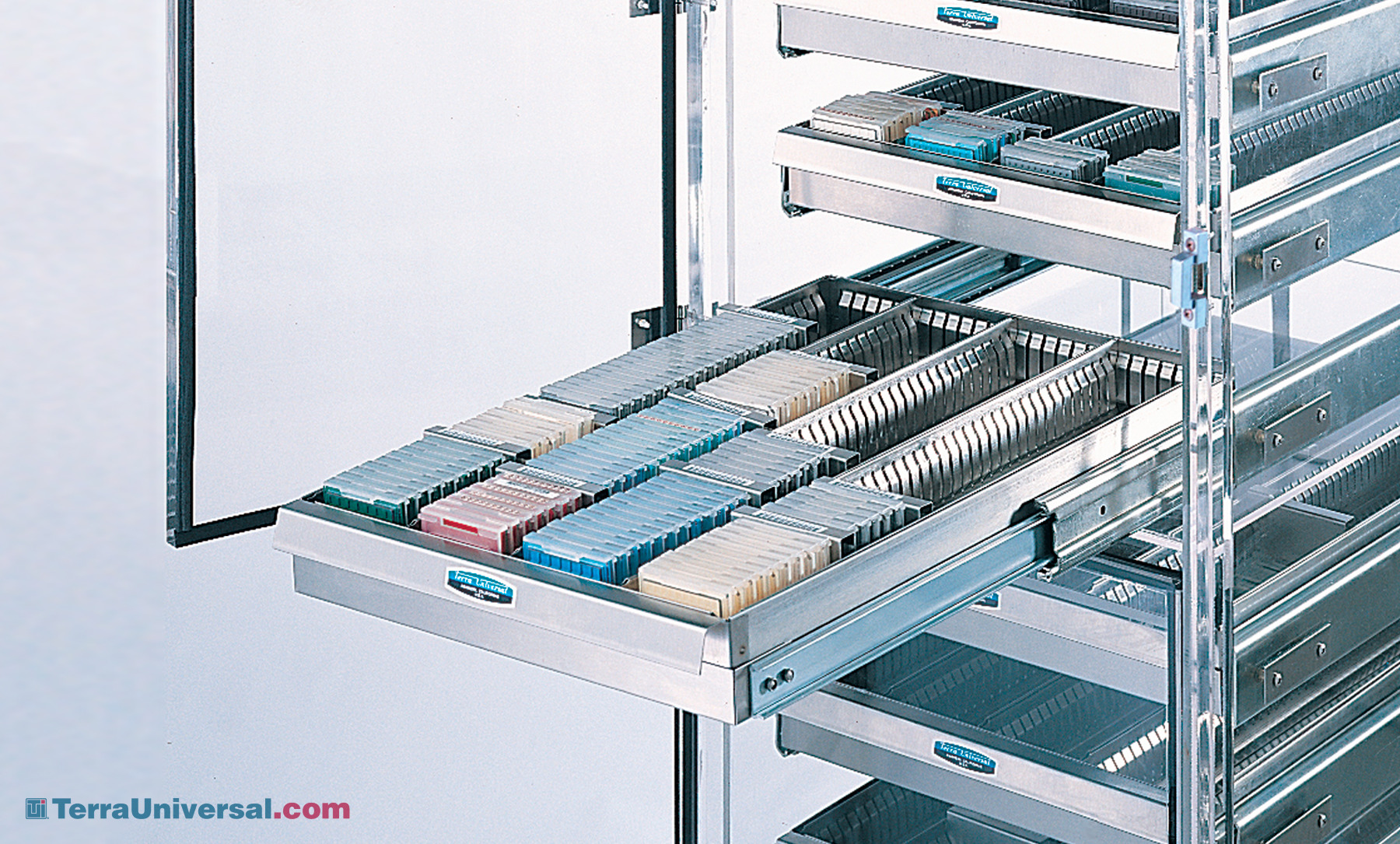 静电放电(ESD)，导电与绝缘性能，防静电方法